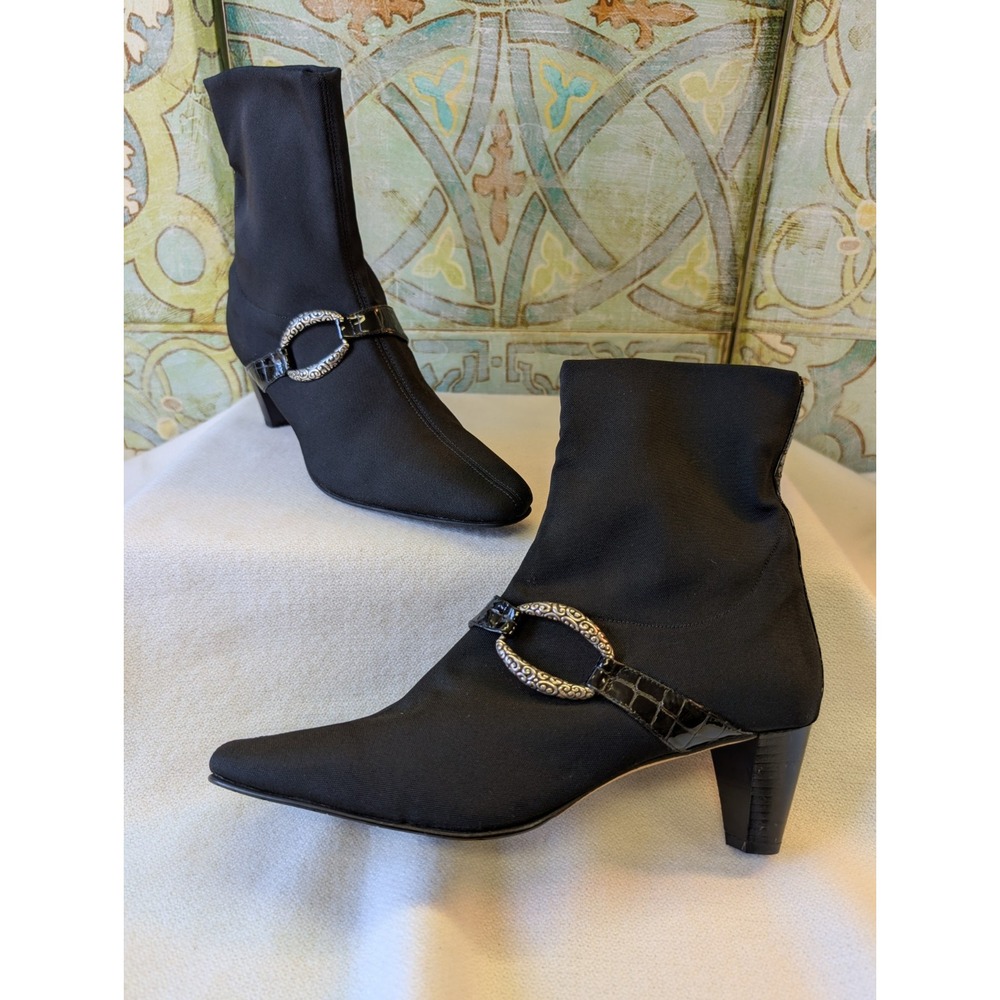 NEW! Brighton 9 Black Stretchy 'Tune' Ankle Boot